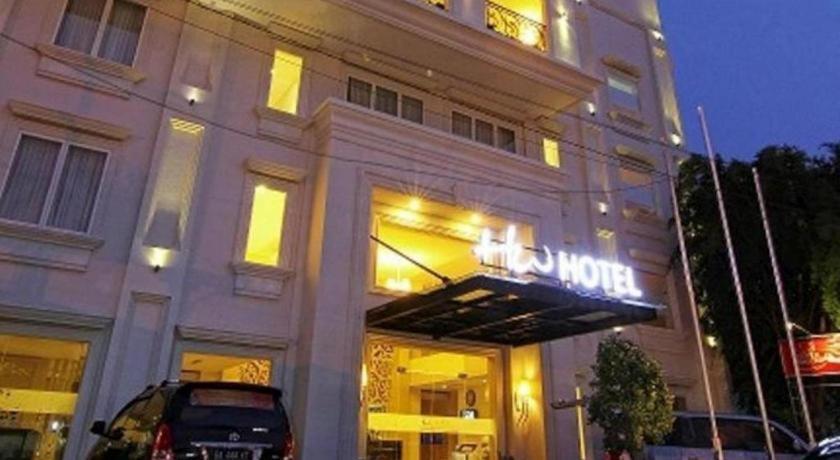 Hw Hotel Padang Extérieur photo
